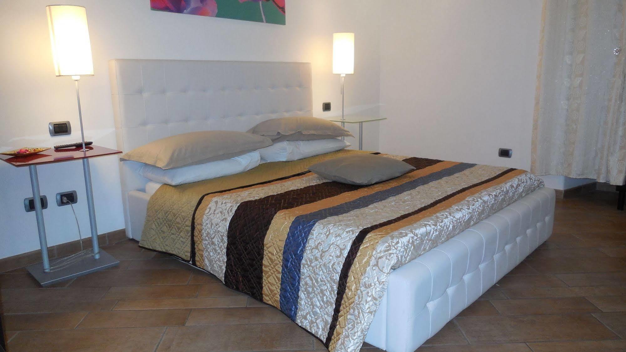 Tridente Rooms Rome Exterior photo